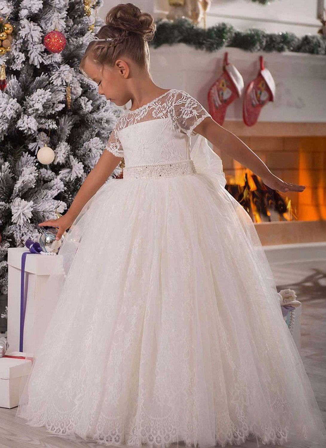 Traumhaft schönes Kleid Gr. 140/146