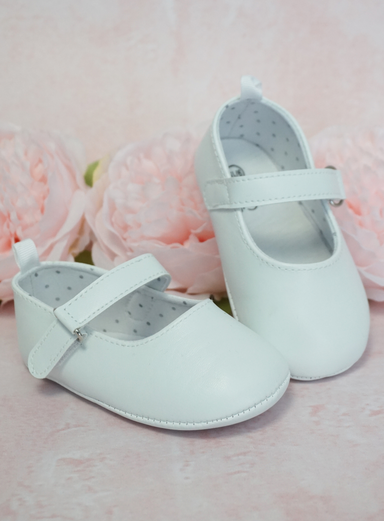 Weiße Baby Ballerinas