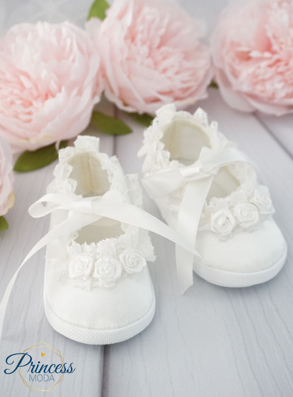 Ballerina - Babyschuh! Mit edler Spitze und Rosen!