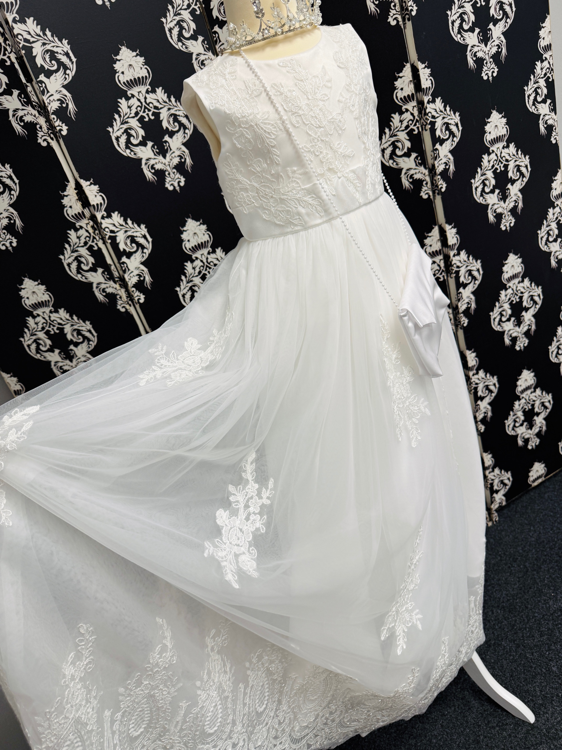 Traumhaft schönes Kommunionkleid Gr. 134/140